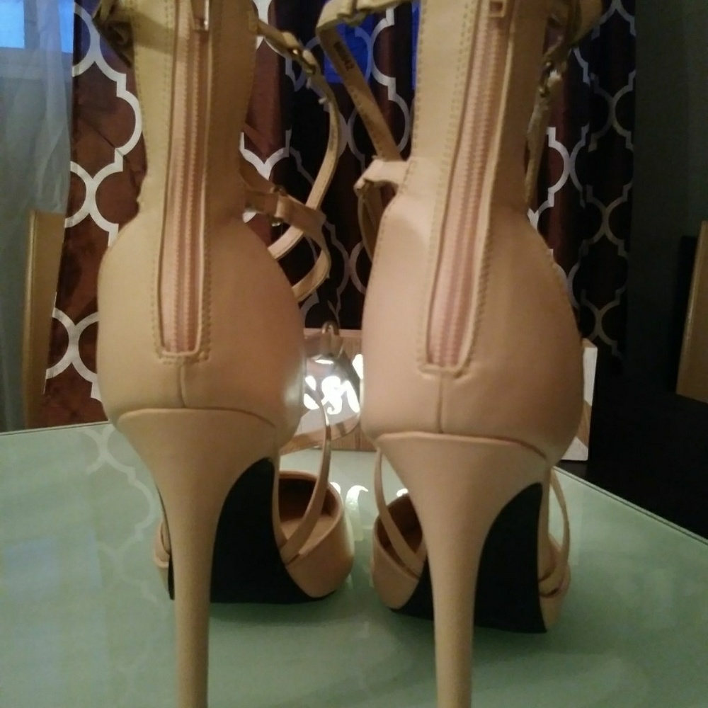 Shoes - Picture 3 of 3